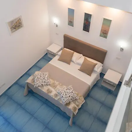 Maison Luisa Bed & Breakfast *